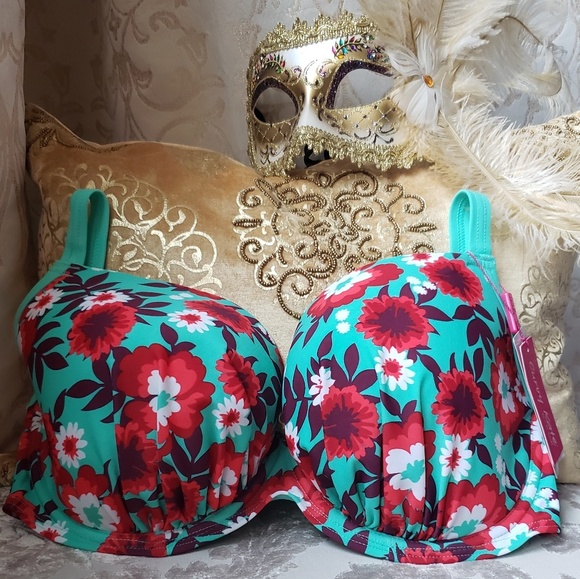 Curvy Kate Other - 🆕️Curvy Kate- Swim Top